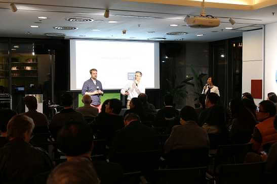 Martin Schepers - Zhangjiagang - Vortrag im Goethe Institut Shanghai, Geister einer Landschaft, vom Phoenix See in Dortmund nach Zhangjiagnag in China, 2. November 2018. 